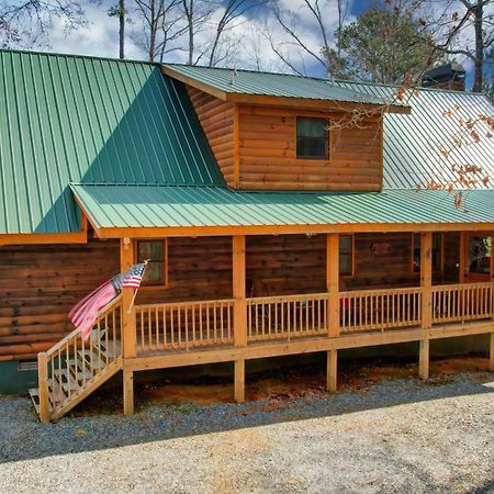 Hot-Tub 6 Seater, Fire-Pit, Master King Bed, Wineries, Pickleball, Resort Amenities Ellijay Bagian luar foto