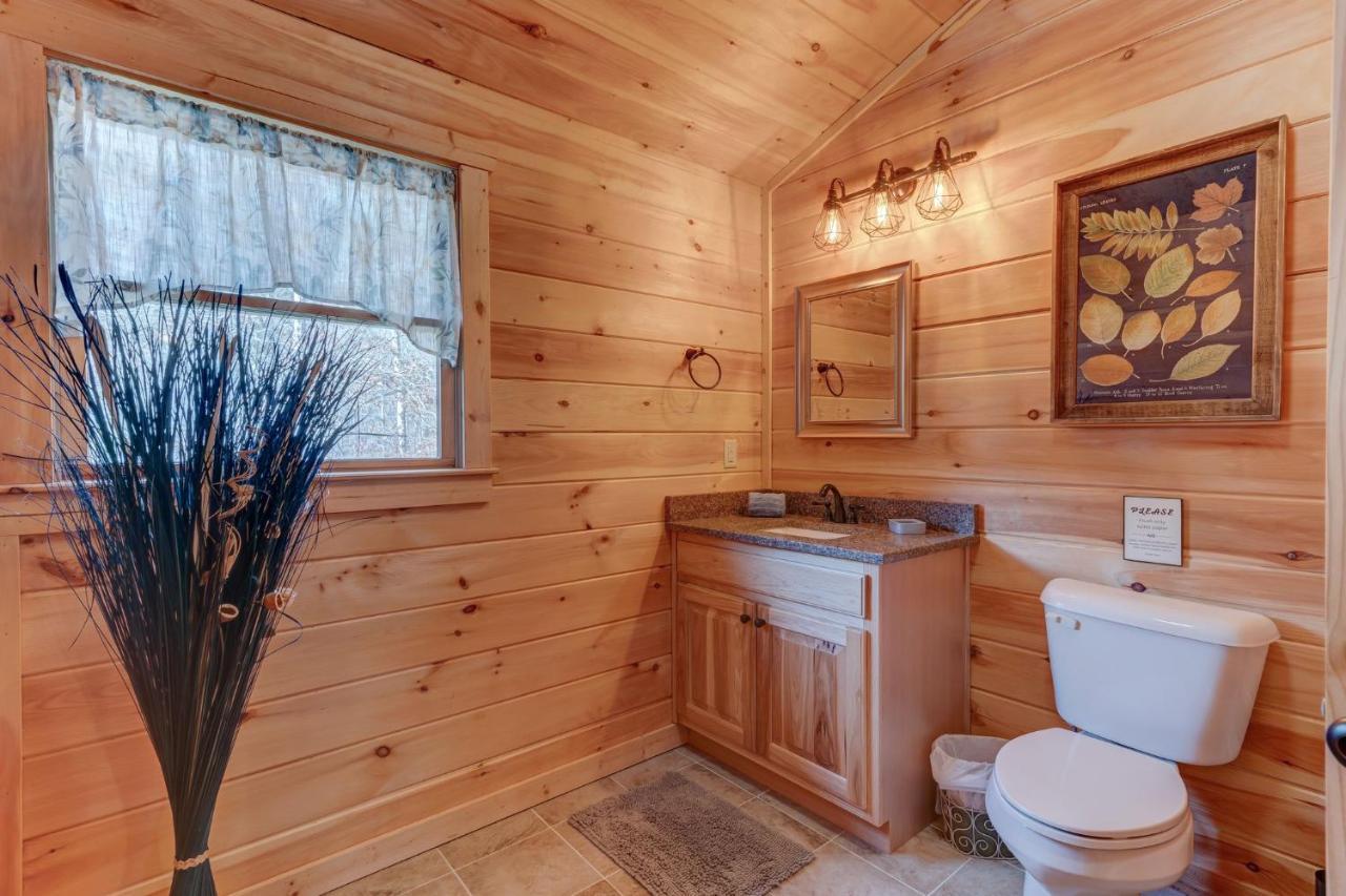 Hot-Tub 6 Seater, Fire-Pit, Master King Bed, Wineries, Pickleball, Resort Amenities Ellijay Bagian luar foto